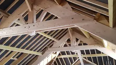 charpentier à Saint-Hilaire-du-Harcouët - image 3